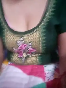 Snapshot of TINASONI chatting on November 1, 2025, 3:06 pm TINASONI online show from November 1, 2025, 3:06 pm