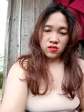 Snapshot of miumiu_00 chatting on February 15, 2026, 7:51 am miumiu 00 online show from February 15, 2026, 7:51 am