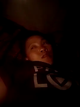 miumiu 00 online show from September 24, 2025, 4:13 pm