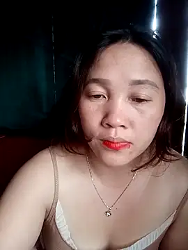 Snapshot of miumiu_00 chatting on February 13, 2026, 9:53 am miumiu 00 online show from February 13, 2026, 9:53 am