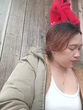 Snapshot of miumiu_00 chatting on January 6, 2026, 6:50 am miumiu 00 online show from January 6, 2026, 6:50 am