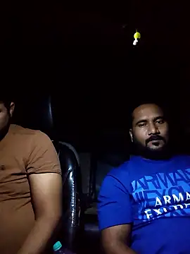 VijayLover69 online show from November 5, 2025, 3:37 pm