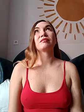 Snapshot of KisaVixen chatting on January 9, 2026, 10:11 am KisaVixen online show from January 9, 2026, 10:11 am