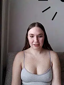 Snapshot of KisaVixen chatting on February 27, 2026, 12:49 pm KisaVixen online show from February 27, 2026, 12:49 pm