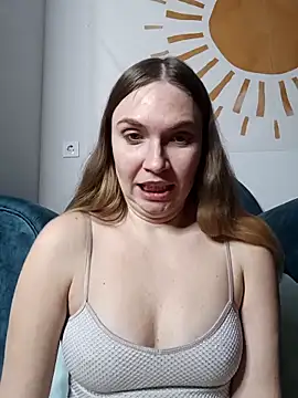 Snapshot of KisaVixen chatting on February 5, 2026, 6:26 pm KisaVixen online show from February 5, 2026, 6:26 pm