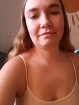 KisaVixen online show from October 25, 2025, 6:56 am