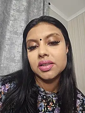 Snapshot of Indian_GlowingMiax chatting on November 18, 2025, 1:43 am Indian GlowingMiax online show from November 18, 2025, 1:43 am