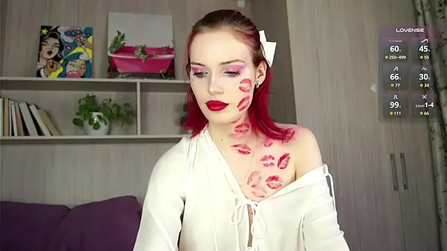 GlaydsLeveto online show from October 29, 2025, 4:11 am