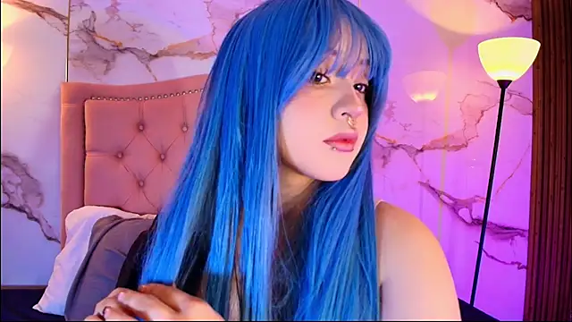 Snapshot of Suxan_White_ chatting on June 25, 2026, 9:09 pm Suxan White online show from June 25, 2026, 9:09 pm