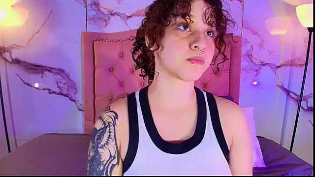 Snapshot of Suxan_White_ chatting on June 2, 2026, 9:48 pm Suxan White online show from June 2, 2026, 9:48 pm