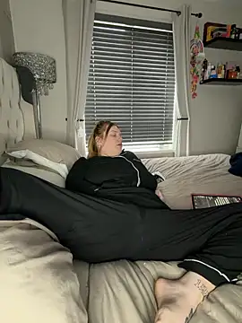 MysteriousMylaX online show from March 5, 2026, 10:23 am