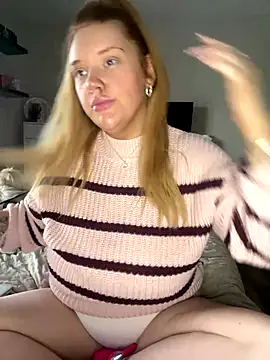 MysteriousMylaX online show from January 6, 2026, 12:31 pm