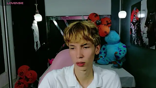 park jimin1 online show from October 27, 2025, 12:06 pm