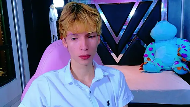 park jimin1 online show from November 11, 2025, 12:22 pm