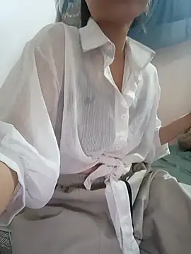 linda bae00 online show from April 13, 2026, 12:14 am