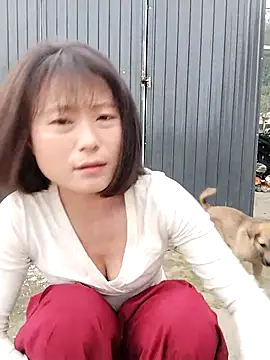 linda bae00 online show from February 26, 2026, 11:49 pm