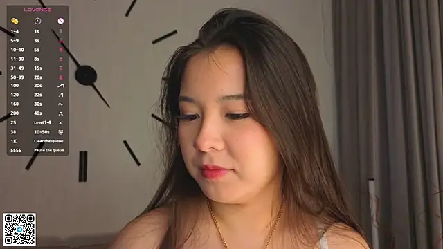 Snapshot of AlberthaEscue chatting on October 19, 2025, 4:04 am AlberthaEscue online show from October 19, 2025, 4:04 am