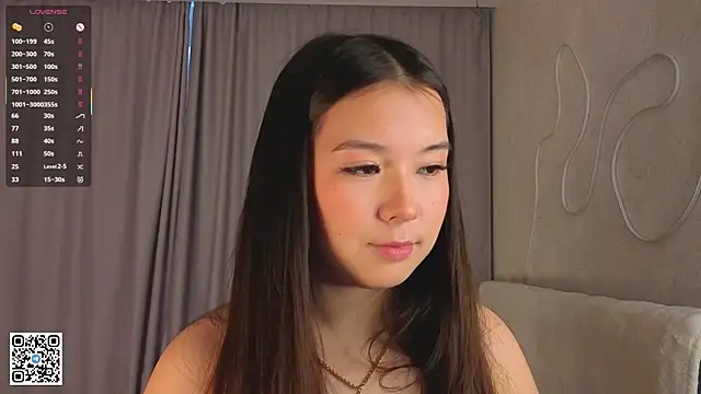 Snapshot of AlberthaEscue chatting on October 2, 2025, 4:05 am AlberthaEscue online show from October 2, 2025, 4:05 am