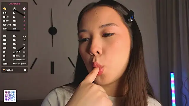 Snapshot of AlberthaEscue chatting on October 9, 2025, 4:35 am AlberthaEscue online show from October 9, 2025, 4:35 am