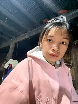 beobeo 2xx online show from November 3, 2025, 2:39 am