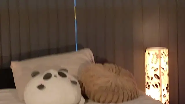 LyseMoonlight online show from February 23, 2026, 8:48 am