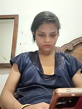 Komal0099 online show from September 11, 2025, 4:40 pm