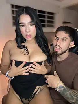 Snapshot of Tomas_Olivia chatting on November 11, 2025, 3:01 am Tomas Olivia online show from November 11, 2025, 3:01 am