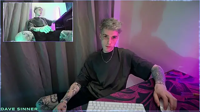 Snapshot of davesinner chatting on May 18, 2026, 10:47 pm davesinner online show from May 18, 2026, 10:47 pm
