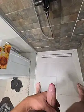 Snapshot of MrZli chatting on July 9, 2026, 3:22 pm MrZli online show from July 9, 2026, 3:22 pm