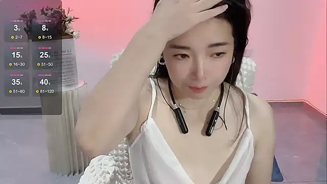 Snapshot of Xiali-166 chatting on September 19, 2025, 10:36 pm Xiali-166 online show from September 19, 2025, 10:36 pm