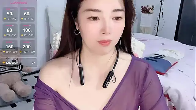 Snapshot of Xiali-166 chatting on November 9, 2025, 5:55 am Xiali-166 online show from November 9, 2025, 5:55 am