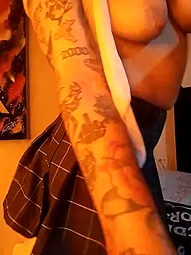 AikoKimura online show from April 20, 2026, 10:11 pm