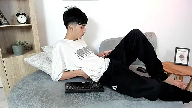 Snapshot of dear_jeycot chatting on October 9, 2025, 12:49 pm dear jeycot online show from October 9, 2025, 12:49 pm