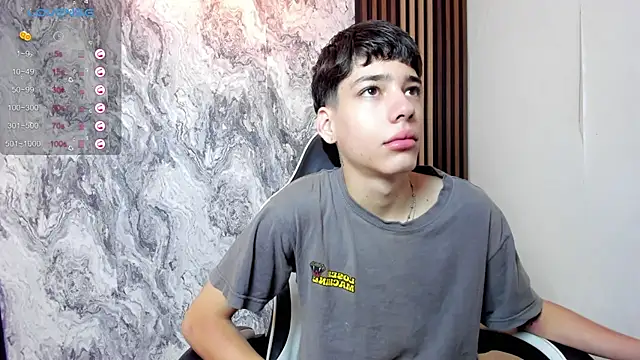 Snapshot of oblivion_deku chatting on November 24, 2025, 1:44 pm oblivion deku online show from November 24, 2025, 1:44 pm