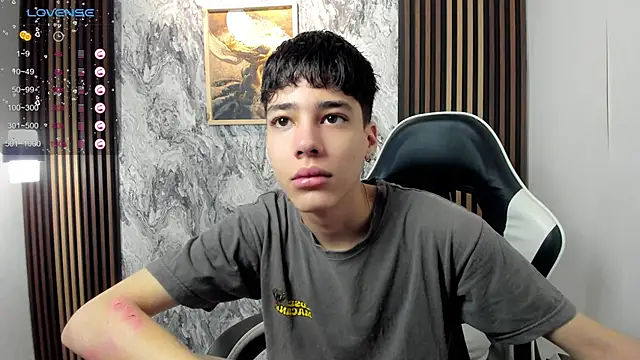 Snapshot of oblivion_deku chatting on September 10, 2025, 1:32 pm oblivion deku online show from September 10, 2025, 1:32 pm