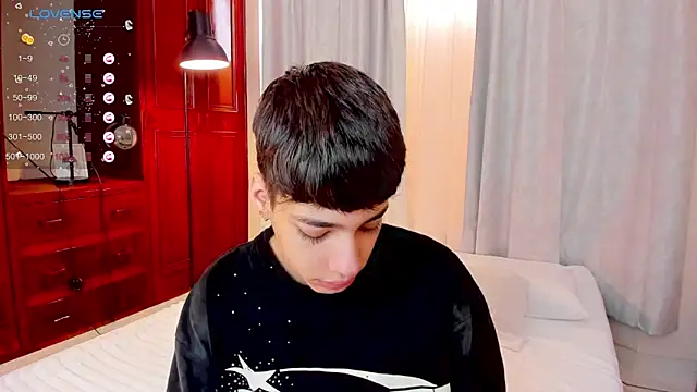 Snapshot of oblivion_deku chatting on October 24, 2025, 1:43 pm oblivion deku online show from October 24, 2025, 1:43 pm