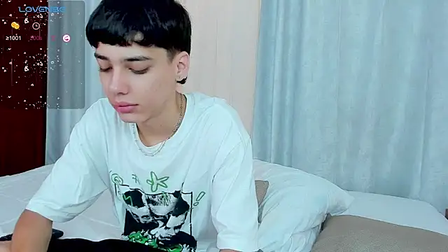 Snapshot of oblivion_deku chatting on November 27, 2025, 1:22 pm oblivion deku online show from November 27, 2025, 1:22 pm