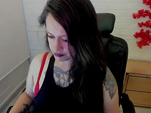 Snapshot of Morana__Hot chatting on December 17, 2025, 5:34 am Morana Hot online show from December 17, 2025, 5:34 am