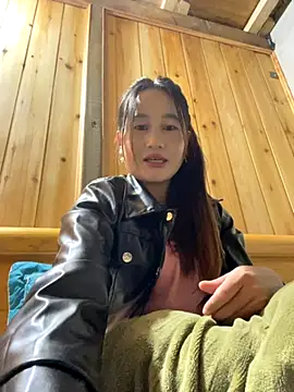 Snapshot of phungtiti chatting on November 21, 2025, 1:32 pm phungtiti online show from November 21, 2025, 1:32 pm