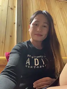 Snapshot of phungtiti chatting on November 8, 2025, 2:15 am phungtiti online show from November 8, 2025, 2:15 am