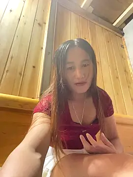 Snapshot of phungtiti chatting on October 13, 2025, 9:44 am phungtiti online show from October 13, 2025, 9:44 am