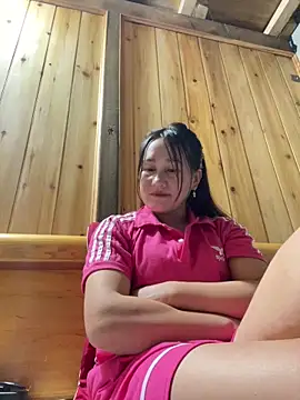 Snapshot of phungtiti chatting on November 6, 2025, 1:59 pm phungtiti online show from November 6, 2025, 1:59 pm