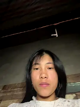 Snapshot of EmLy02 chatting on December 20, 2025, 9:34 am EmLy02 online show from December 20, 2025, 9:34 am