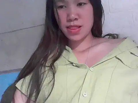 fanchunn online show from October 31, 2025, 10:34 am