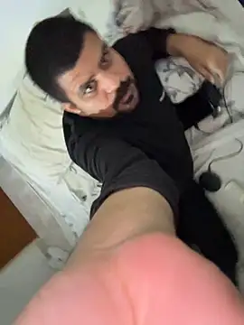 Snapshot of Diabloproducciones chatting on November 27, 2025, 11:05 pm Diabloproducciones online show from November 27, 2025, 11:05 pm