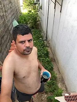 Snapshot of Diabloproducciones chatting on September 11, 2025, 12:05 pm Diabloproducciones online show from September 11, 2025, 12:05 pm