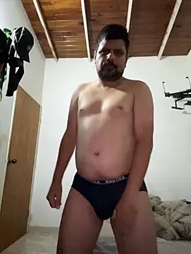 Snapshot of Diabloproducciones chatting on October 28, 2025, 12:55 am Diabloproducciones online show from October 28, 2025, 12:55 am