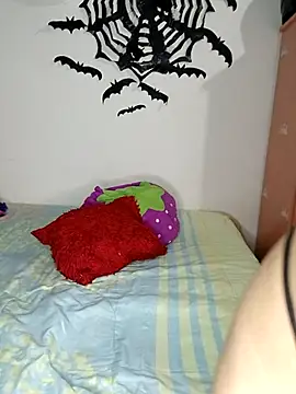 Snapshot of Emily__Hott chatting on October 8, 2025, 2:35 am Emily  Hott online show from October 8, 2025, 2:35 am