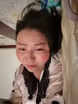 Snapshot of lingling5200 chatting on May 10, 2026, 5:00 am lingling5200 online show from May 10, 2026, 5:00 am
