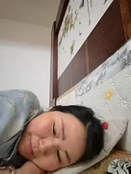 Snapshot of lingling5200 chatting on April 25, 2026, 1:41 pm lingling5200 online show from April 25, 2026, 1:41 pm
